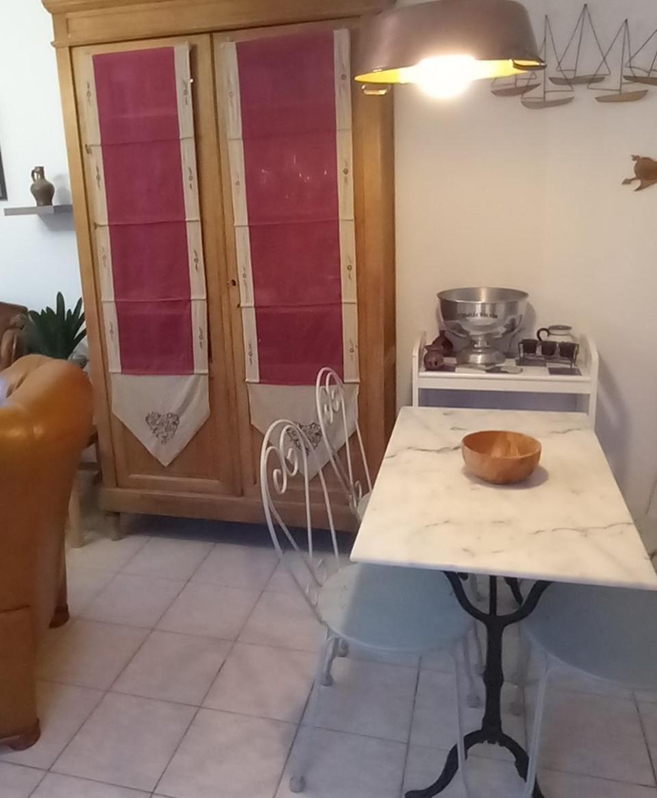 La Petite Maison Saint-Martin-Lez-Tatinghem Eksteriør bilde